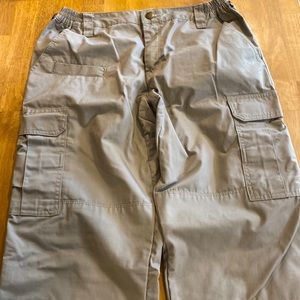 Galls women’s tactical pants size 8 waist 32 length
